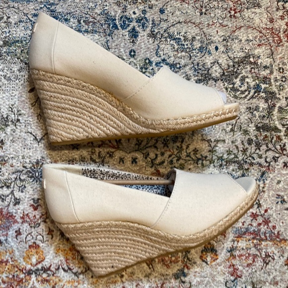 TOMS Michelle Espadrille Wedge Sandal - Picture 5 of 11